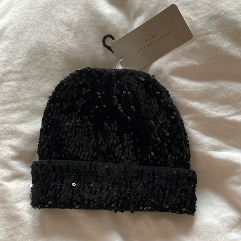 Zara Sequence hat